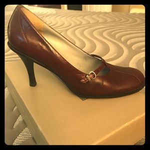 Retro style work heels